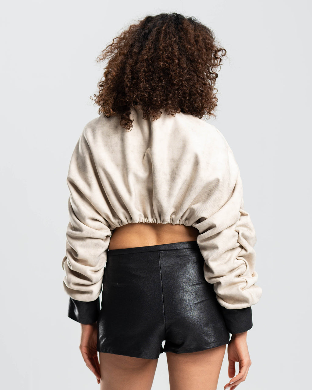 Halo Top in Sand Suede and Black Leather